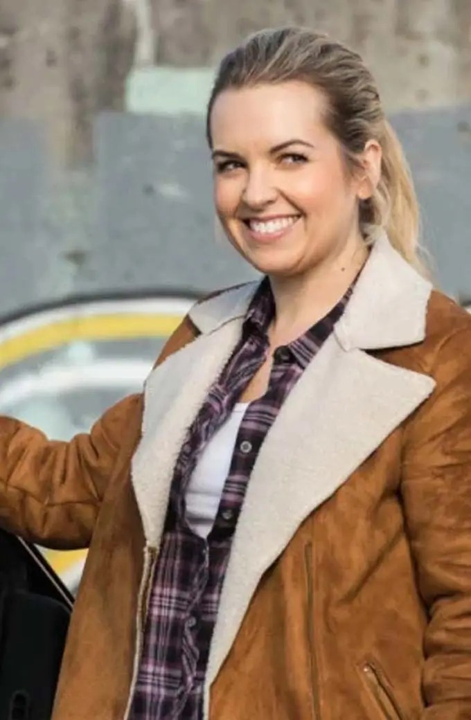 Supernatural Donna Hanscum Briana Buckmaster Shearling Jacket supernatural-briana-buckmaster-jacket