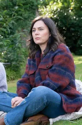 Jill Halfpenny Jodie The Drowning Red Blue Plaid Flannel Coat