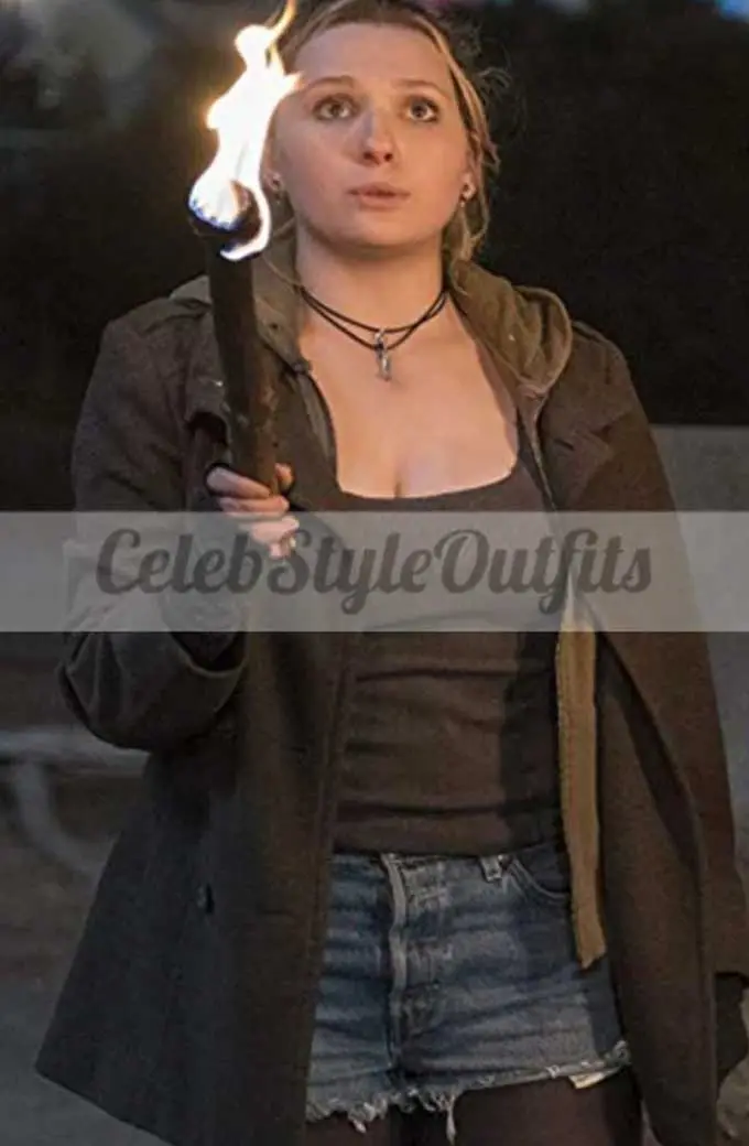 Abigail Breslin Little Rock Zombieland Double Tap Blazer abigail-breslin-zombieland-double-tap-blazer